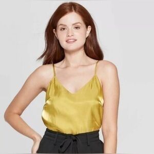 A New Day Yellow/Gold Satin Pullover Lined V Neck Tank